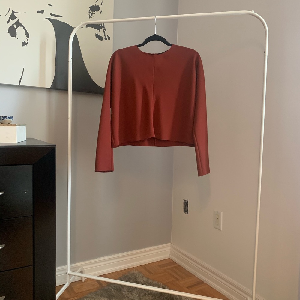 Long Sleeve Crop Shirt
